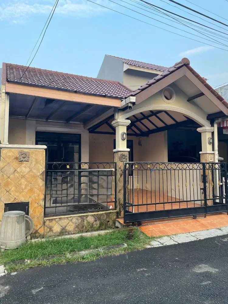 Jual Rumah murah dekat tol dan pasar modern Di BSD nusaloka