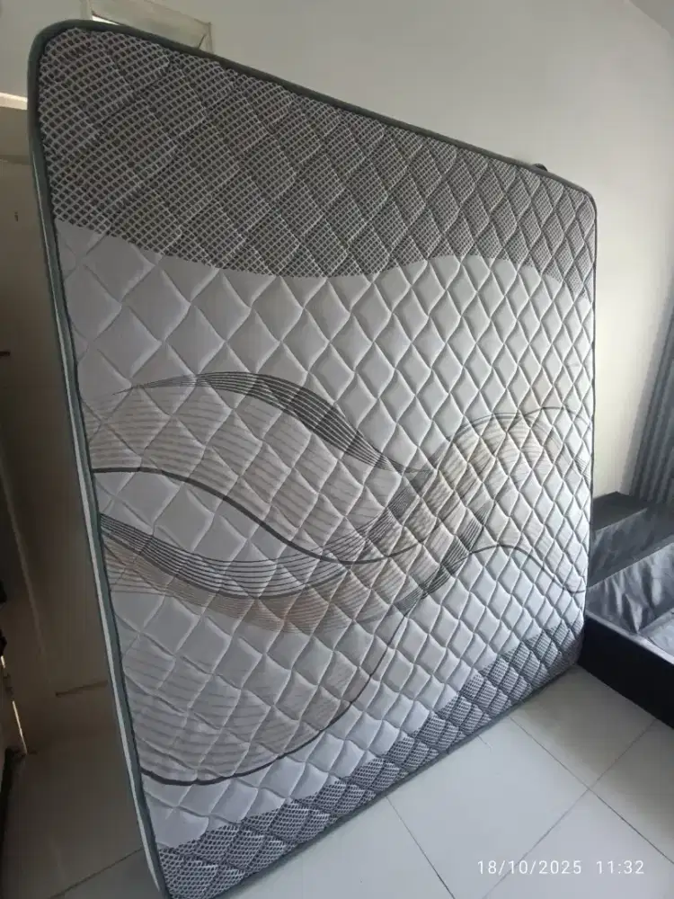 Kasur busa ukuran 180x200 cm