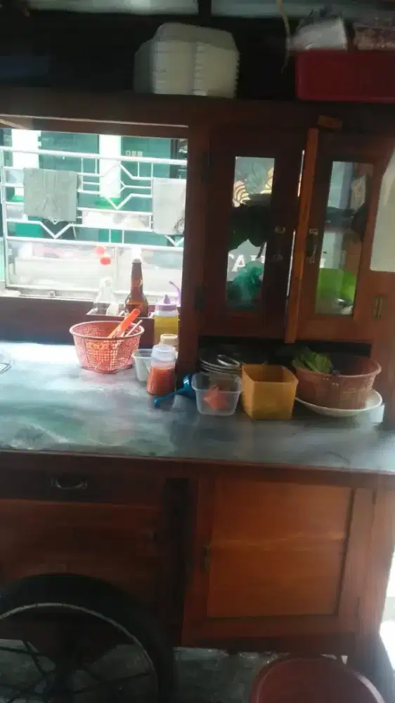 Takeover usaha mie ayam