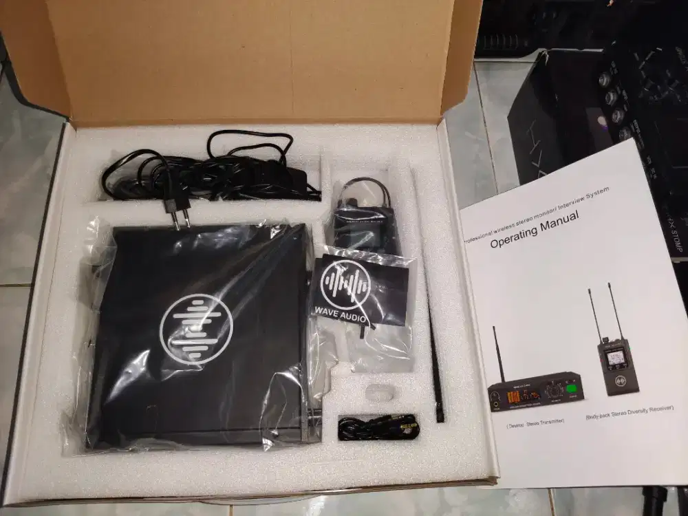 Wireless ear monitor Wave air 3 pro