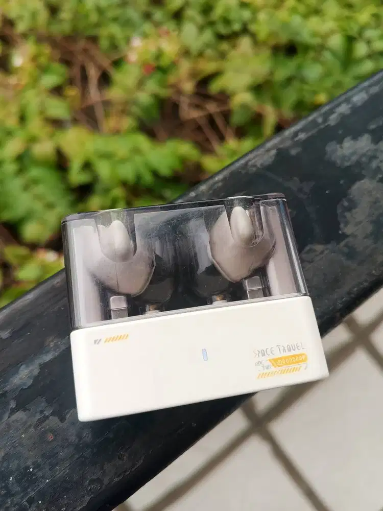 TWS Moondrop Space Travel