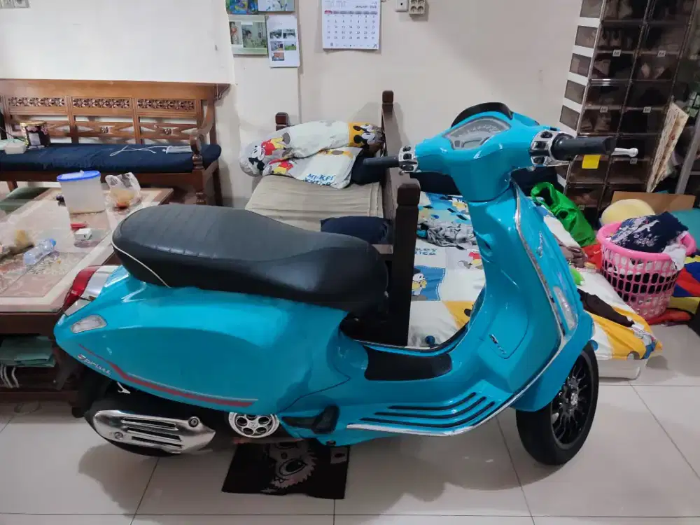 Vespa sprint i-get abs