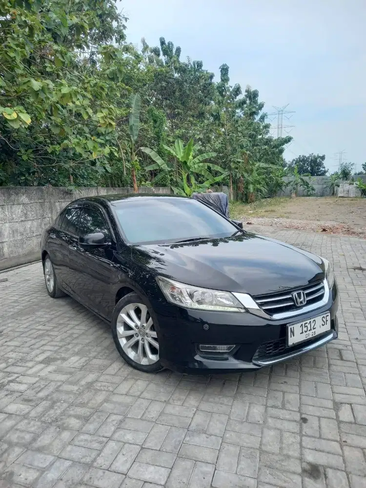 Honda Accord 2013 2.4VTIL AT