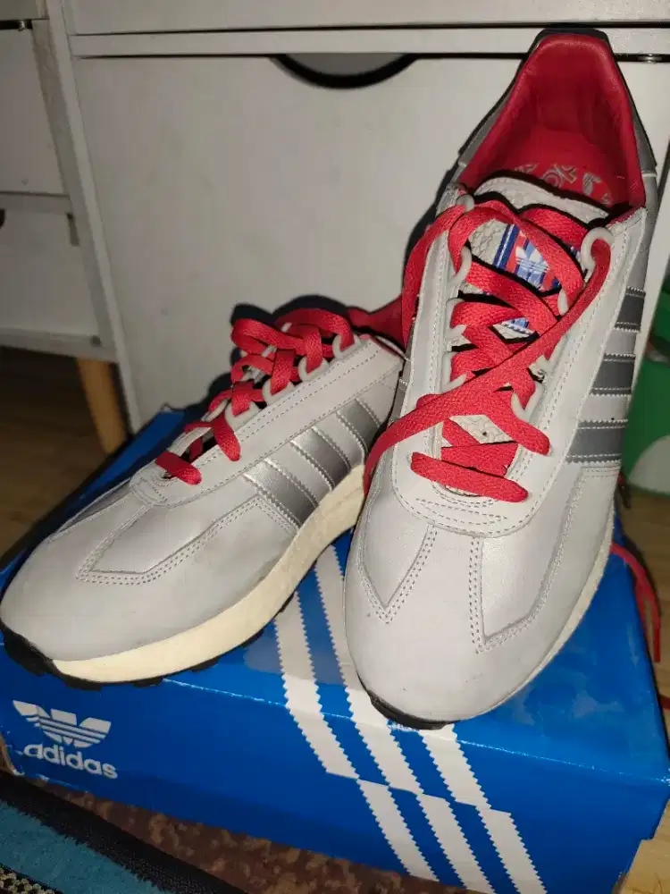 ADIDAS RE TROPHY 5 ORIGINAL