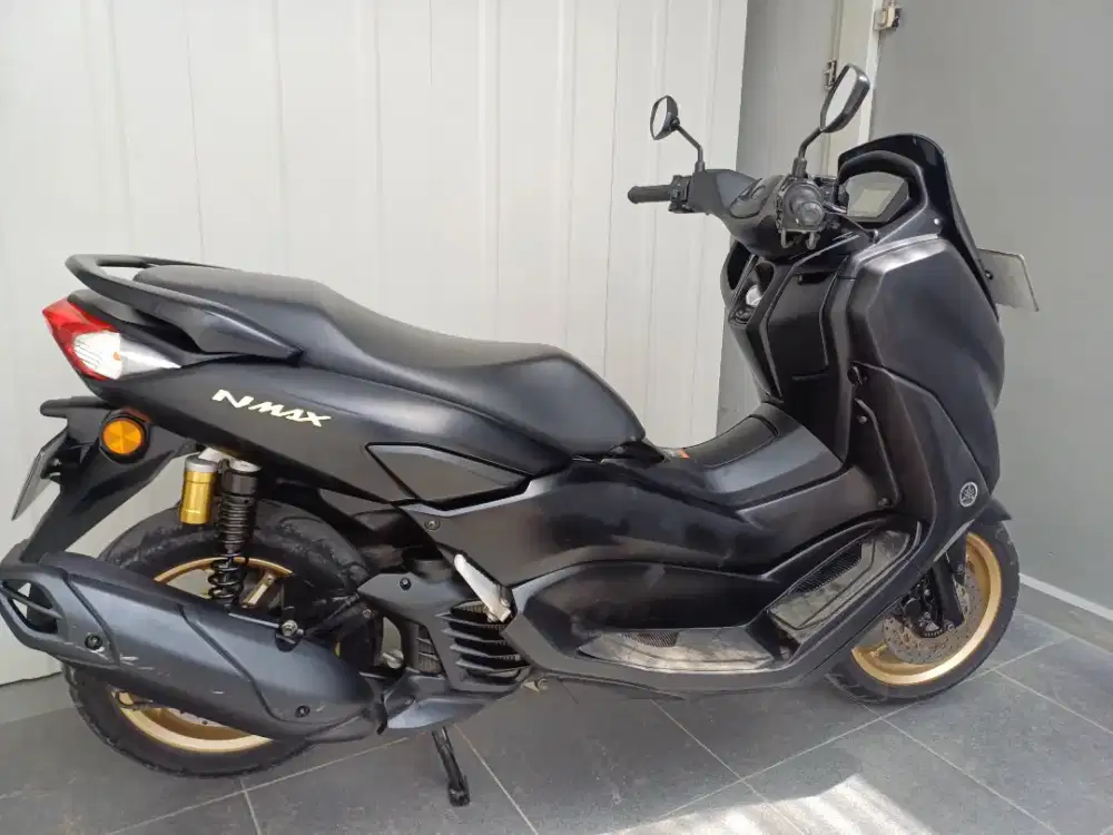 Jl. Yamaha Nmax abs 2020 km 8rb