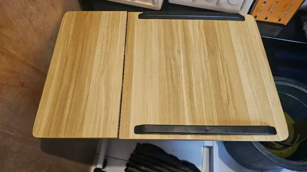 Dijual Meja Laptop Lipat Adjustable Portable