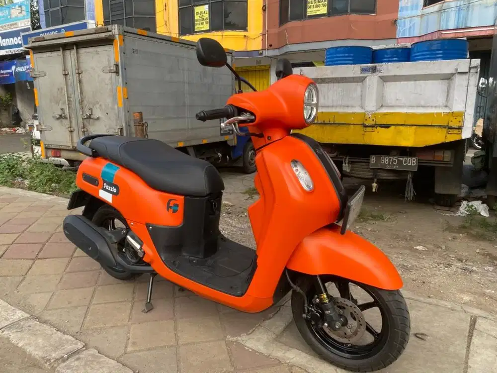 YAMAHA FAZZIO 125 LUX BLUE CORE LED FI KEYLESS 2023 SUPER MULUS