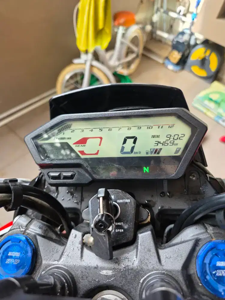 Honda CB150R tahun 2023 - Red