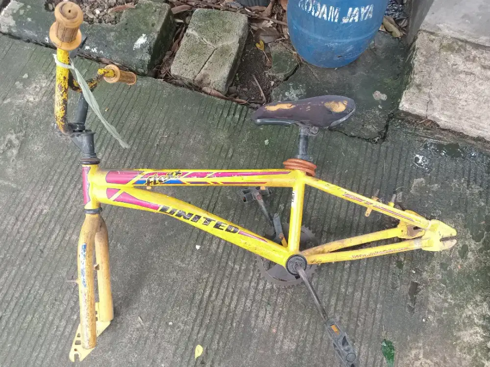 Frame sepeda BMX united