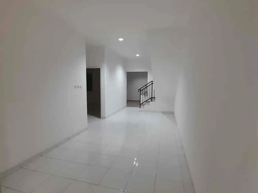 Disewakan Rumah siap huni citra gran cibubur cluster depan