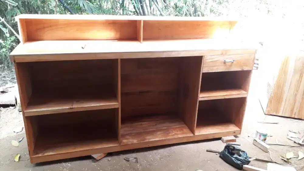 Meja bar bisa pesen ukuran