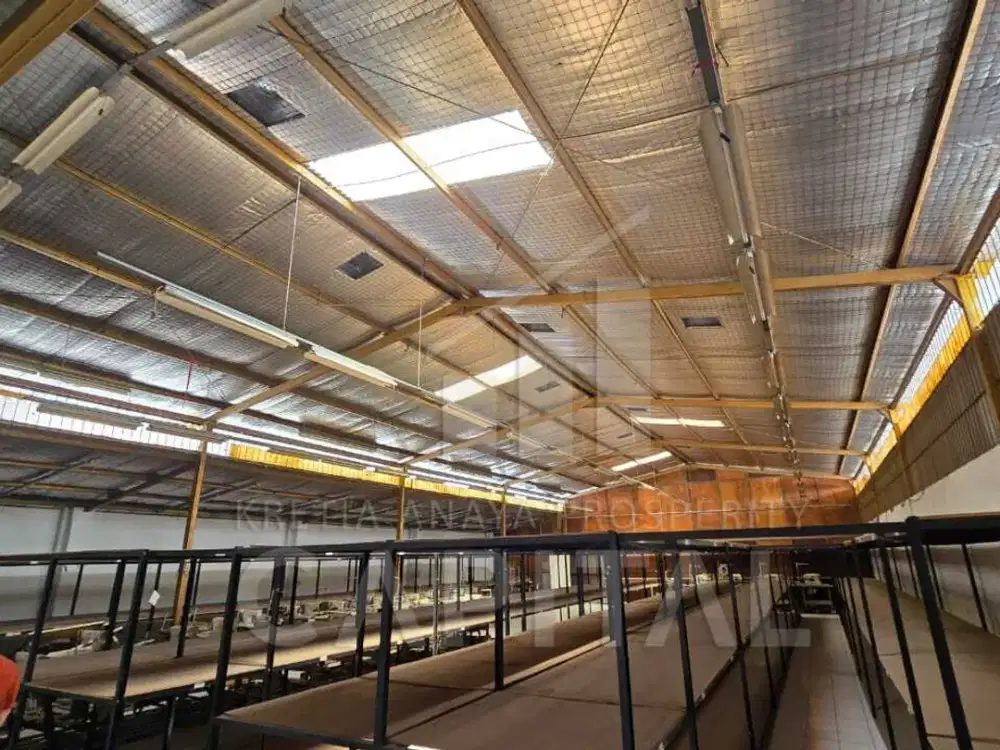 GUDANG ATAU PABRIK SIAP PAKAI DENGAN AKSES KONTAINER DI KOMPLEK INDUSTRI KOPO