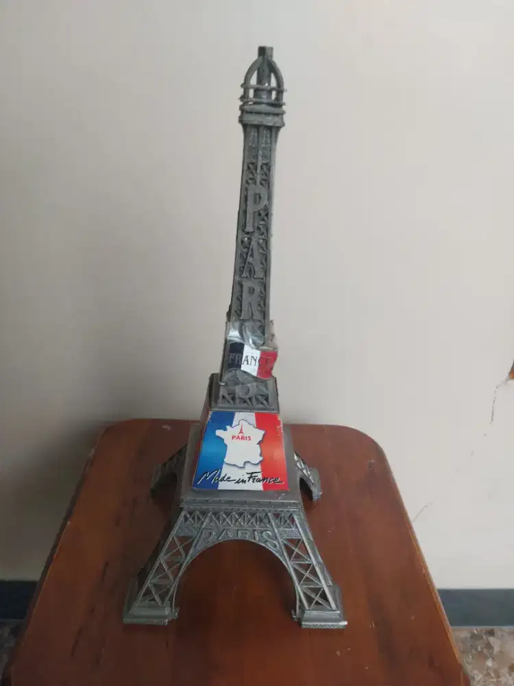 Miniatur Menara Eiffel Ori made in France