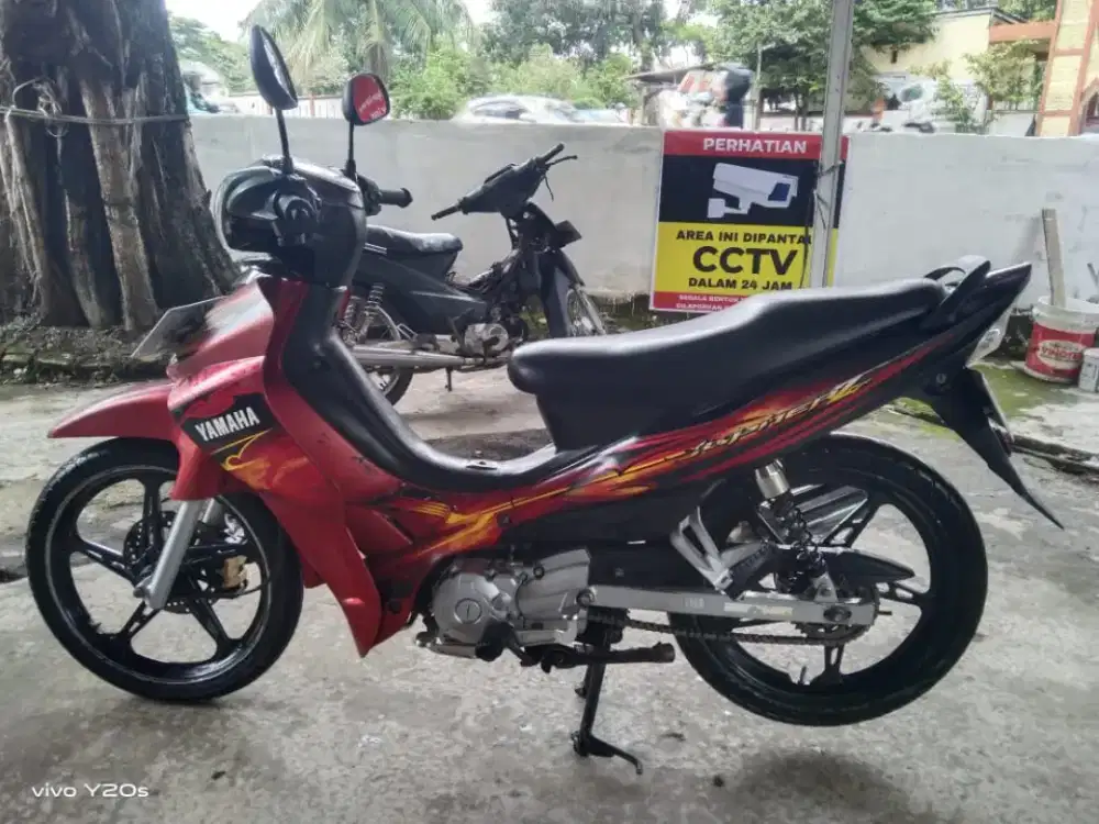 Yamaha Jupiter burung hantu th 2009