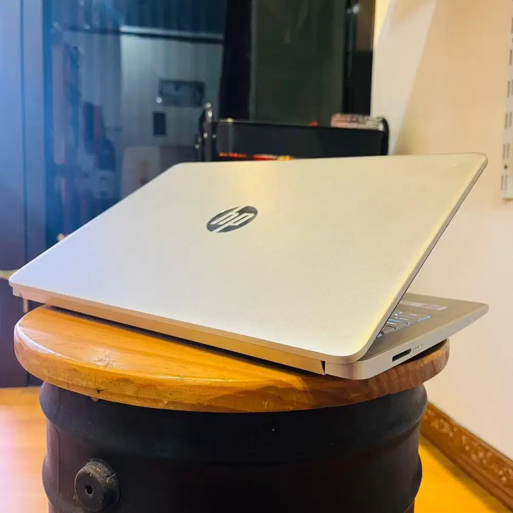 LAPTOP HP 14S-FQ2002AU // RYZEN 5-5625U // SSD 512 // BEST SELLER
