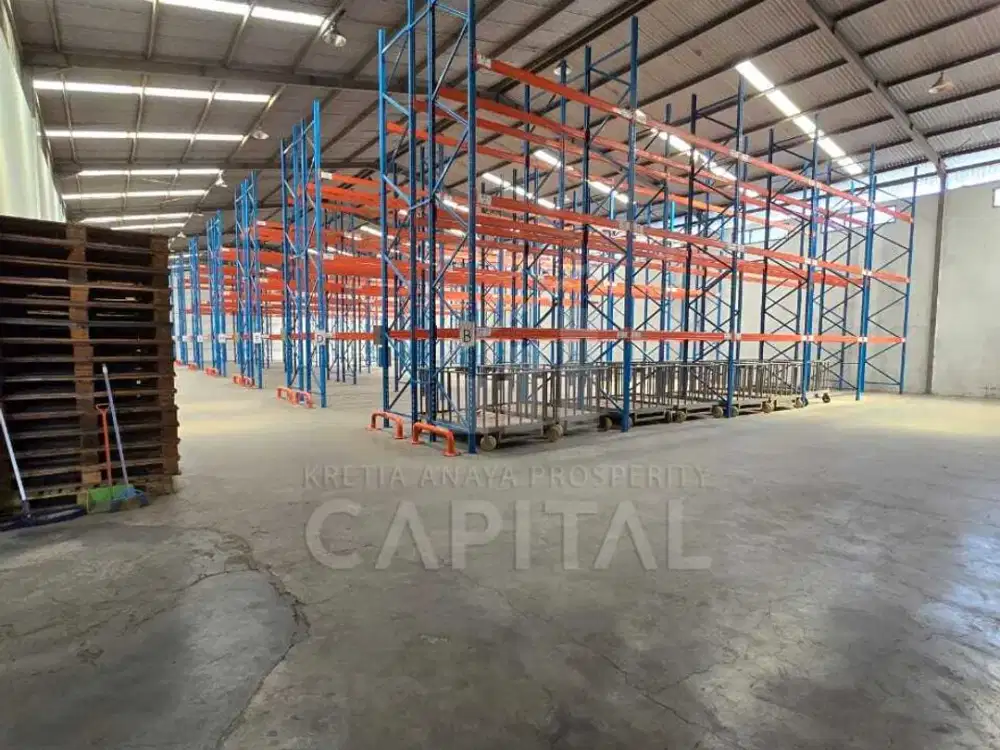 GUDANG ATAU PABRIK DI KOMPLEK INDUSTRI KOPO DENGAN AKSES KONTAINER SIAP PAKAI