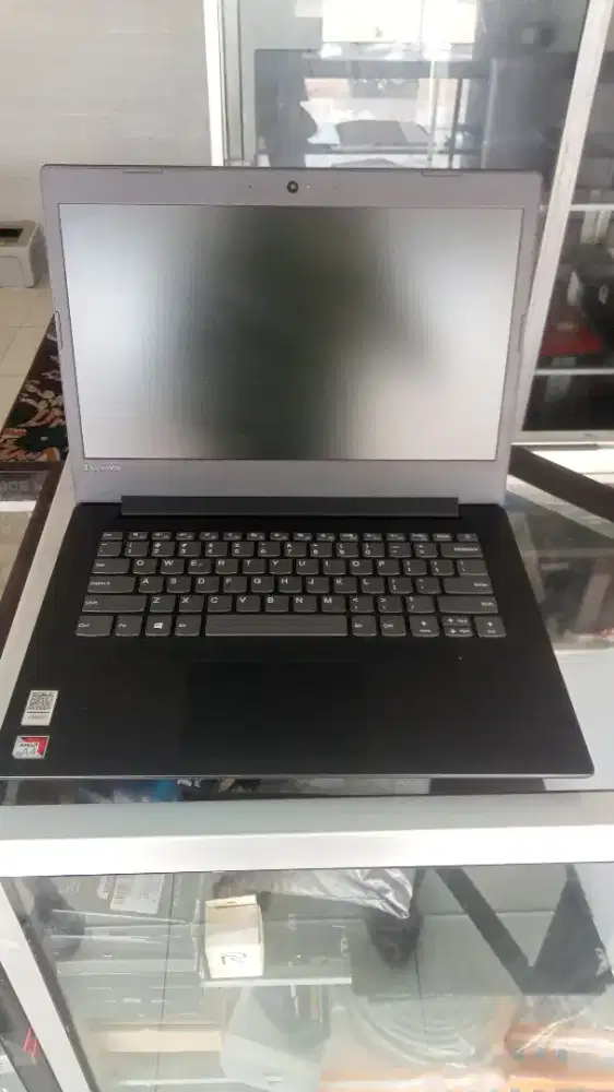 Laptop Lenovo ediapad 130