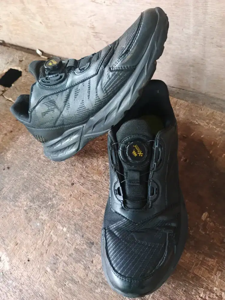 Jual sepatu exduma tali putar size 45 original bisa kirim bayar cod