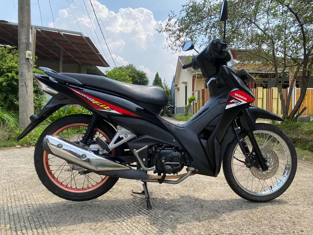 58@:DP:1,150RB F KOTA HONDA REVO110FIT HITAM