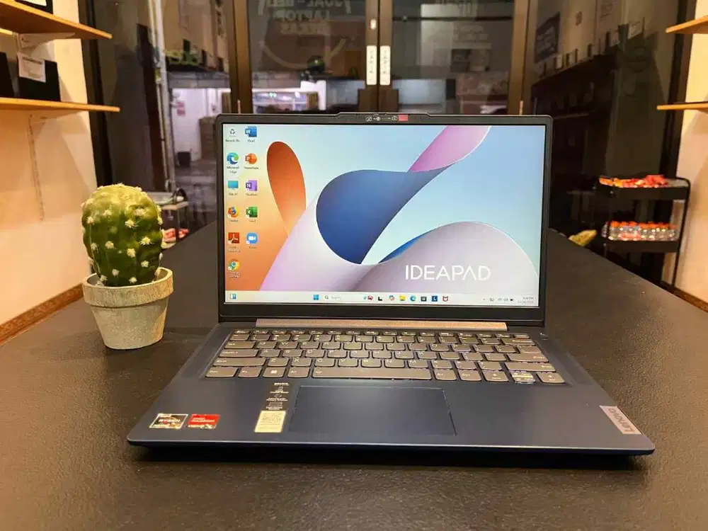 LAPTOP LENOVO IP SLIM3 14ABR8 // RYZEN 7-7730U // GARANSI RESMI