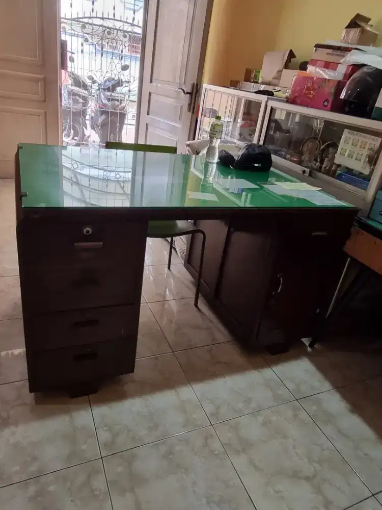 MEJA JATI KUNO 2 buah