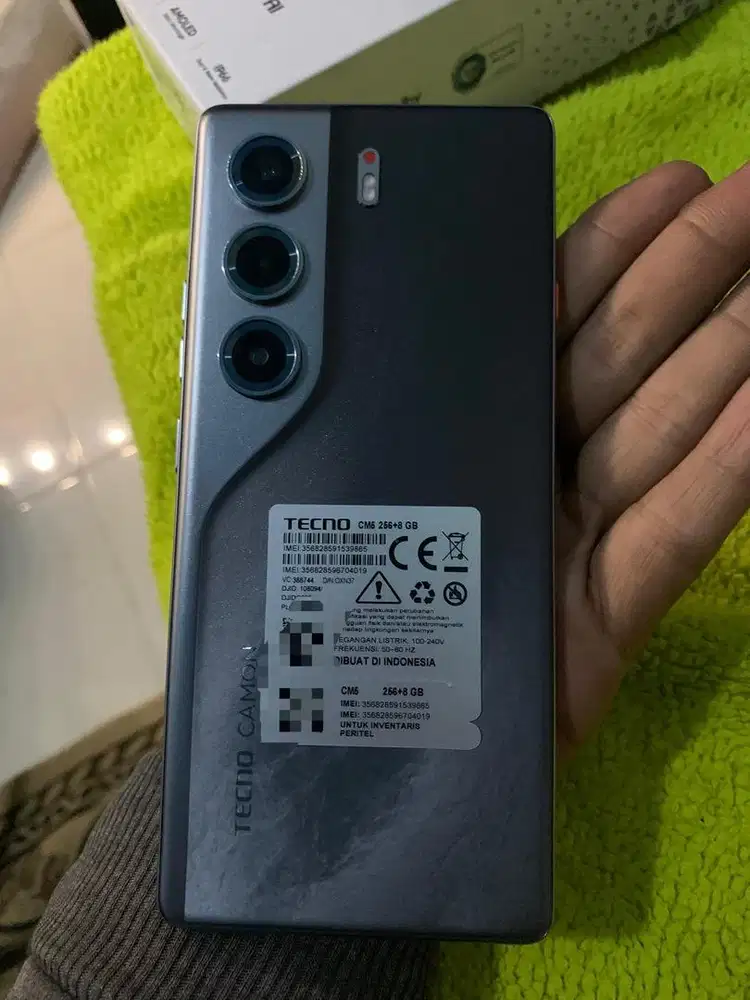 TECNO CAMon 40 8/256 gb