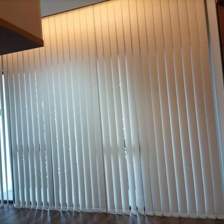 Pembuat Gorden & Blind Vertikal/Vertical Roll/Roller Gordyn Hordeng