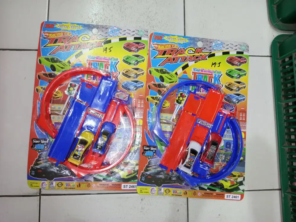 Mainan anak track attack mobil