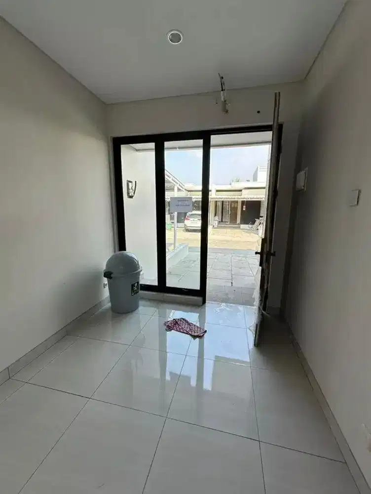 Dijual Rumah Komplek