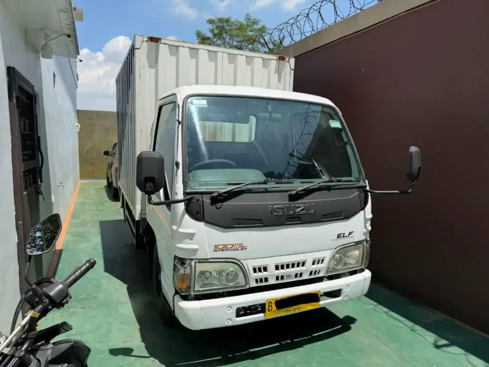 Isuzu Elf NHR55 Engkel Box CDE