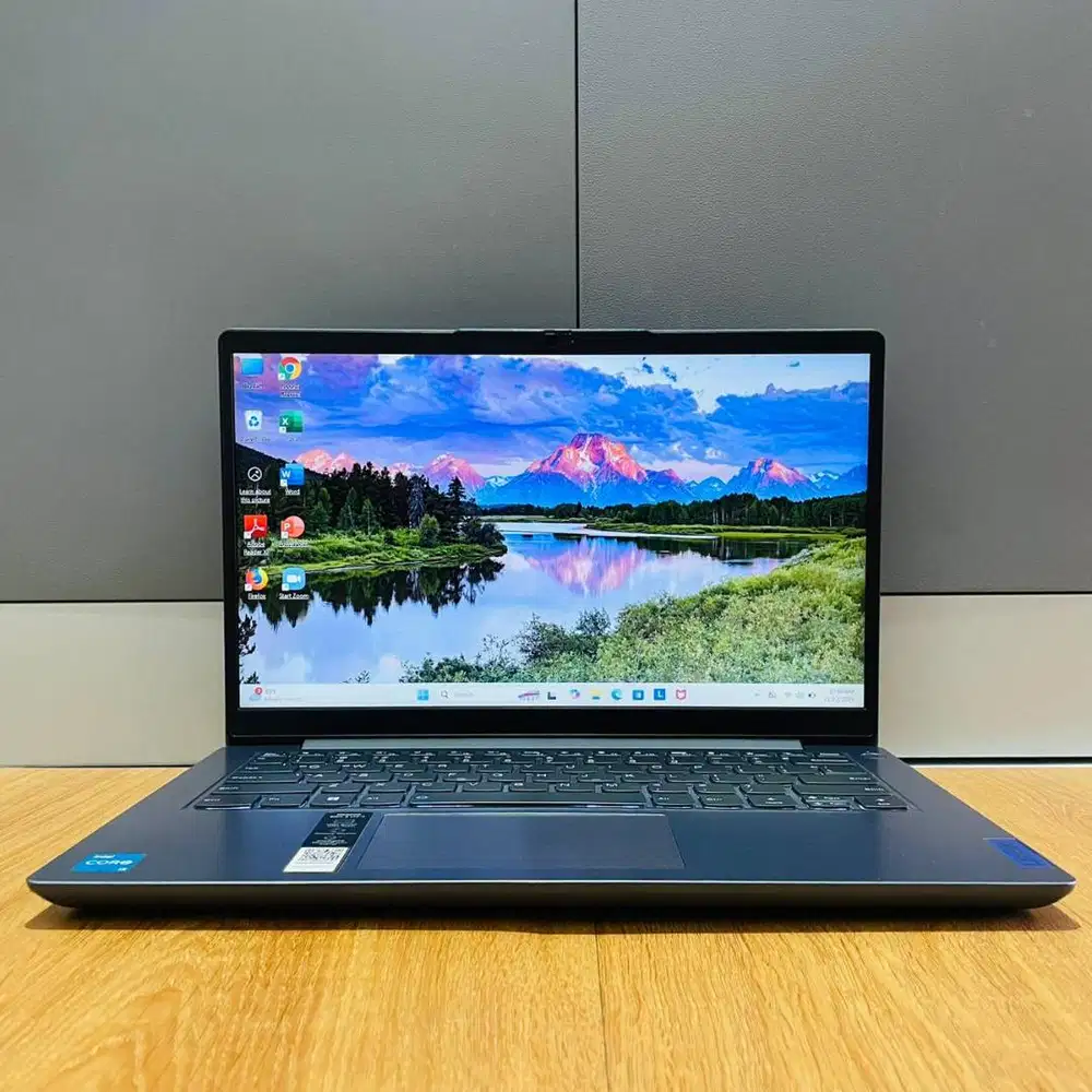 LAPTOP LENOVO IDEAPAD SLIM 3i 14IRU8 // GARANSI RESMI