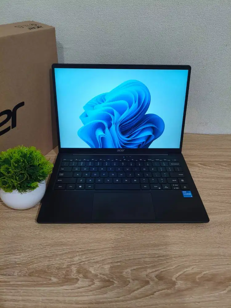 Laptop Baru Acer Mate 14 AM1 Core i5-1235U RAM 8 GB SSD 512GB Layar 14