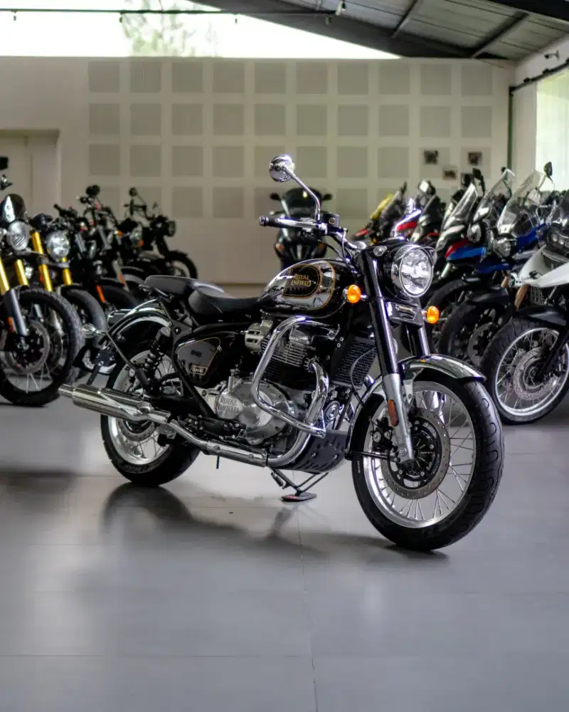 Royal Enfield Classic 650 Chrome Black 2025
