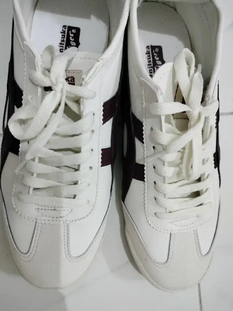 SEPATU MODEL ONITSUKA