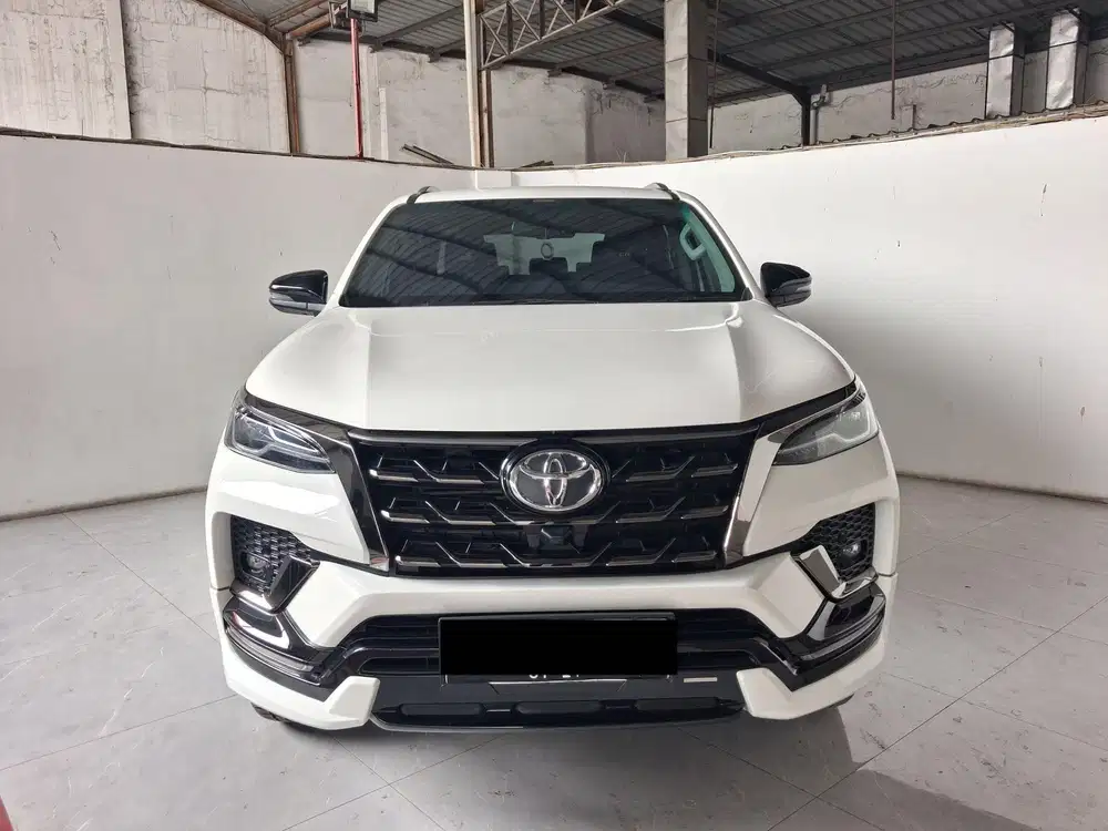 2022 Fortuner GR 2.8 At km 31 rb