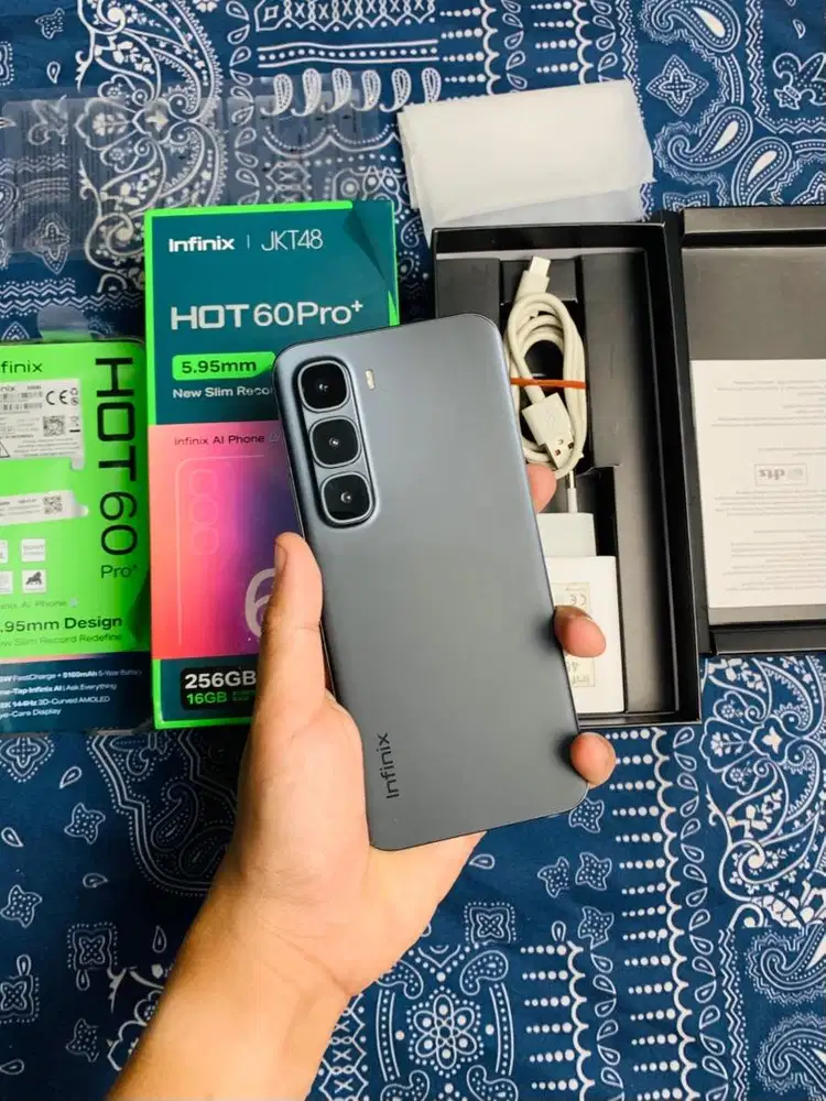 INFINIX HOT 60 PRO PLUS 256GB