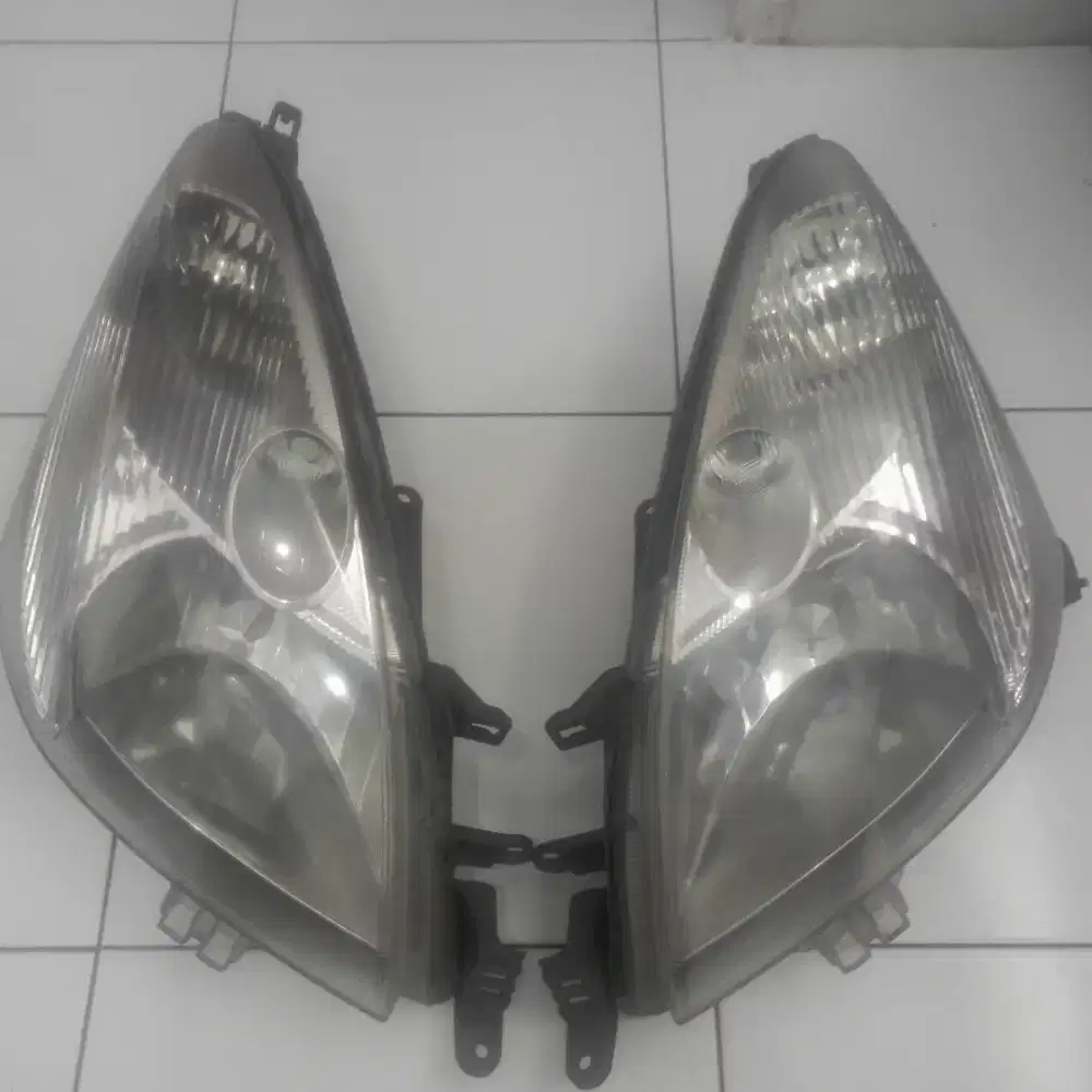 Headlamp ori grand livina L10