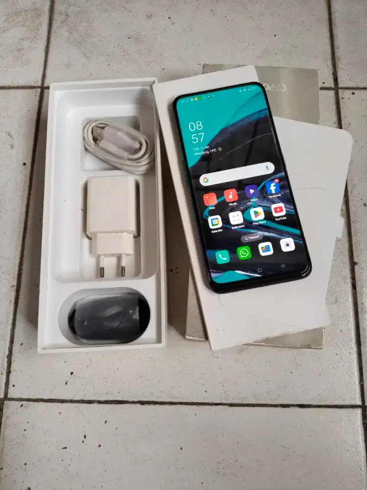Oppo Reno 2f 8/128gb. full
