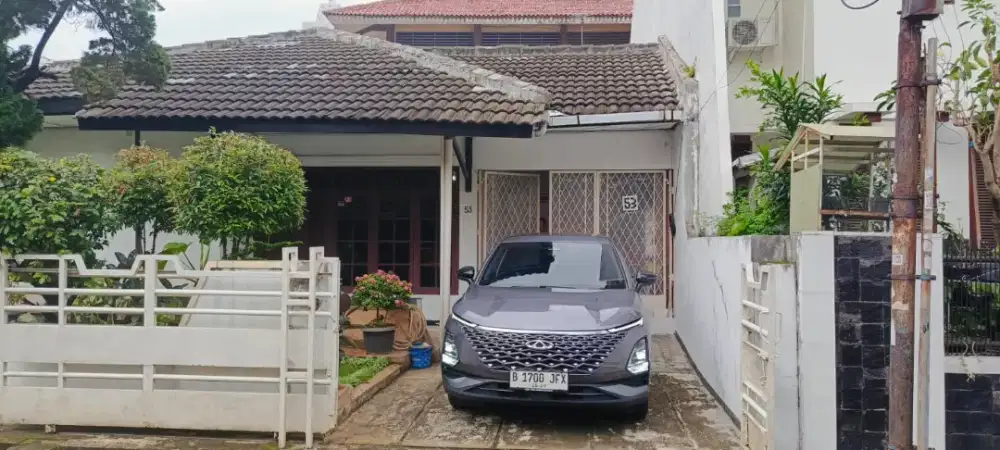 Disewakan Rumah Lokasi Strategis di daerah Kebayoran Lama