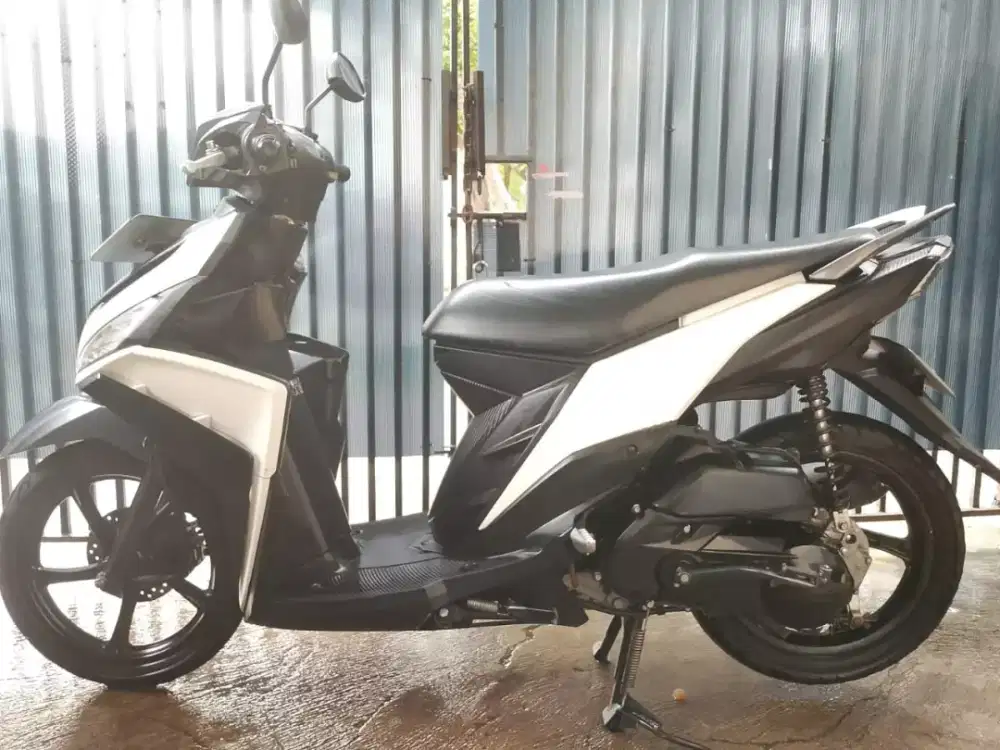 Yamaha Mio m3 125 tahun 2016 putih