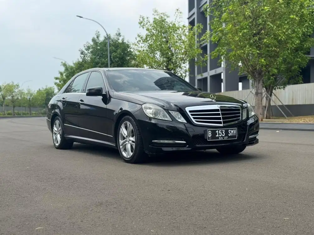 MURAH Mercy E300 Avantgarde 2012 AT