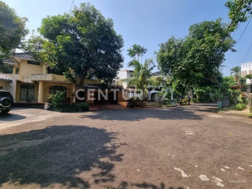 Dijual Murah Rumah Luas Hitung Tanah Saja, Bintaro Jaya Sektor 7, Lokasi strategis dekat dengan Rumah Sakit dan Pintu Toll