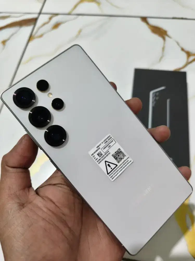 Samsung S25 Ultra 5G Resmi SEIN 12/256 GB Like New