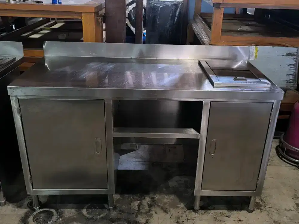 Meja Kabinet pintu backsplash with icebin uk145×65×85  icebin 22×40×34