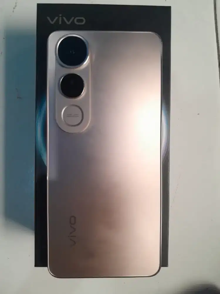 ViVO V50 Lite 8+8/128 4G