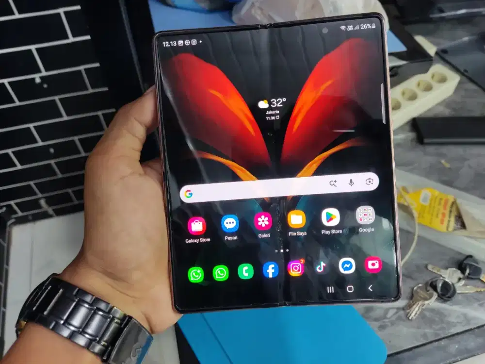 Samsung Galaxy Z Fold 2 Ram 12GB+256GB Murah Minus baca keterangan