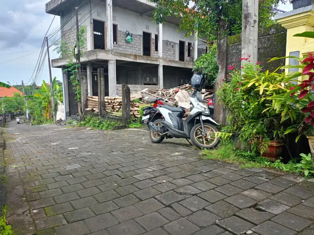 Jual Tanah Di Jalan Padma Beteng Sari Penatih Denpasar Timur Bali. Dekat Ke Gatsu Timur, Living Mall, Trengguli, Dll.
