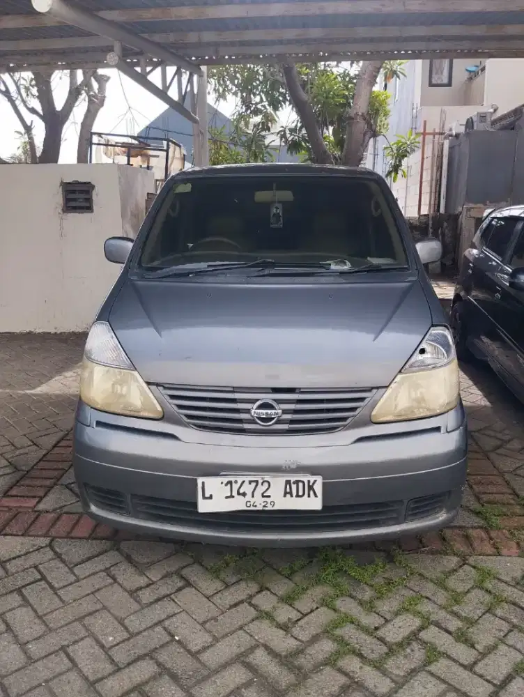 Dijual Cepat Serena 2009