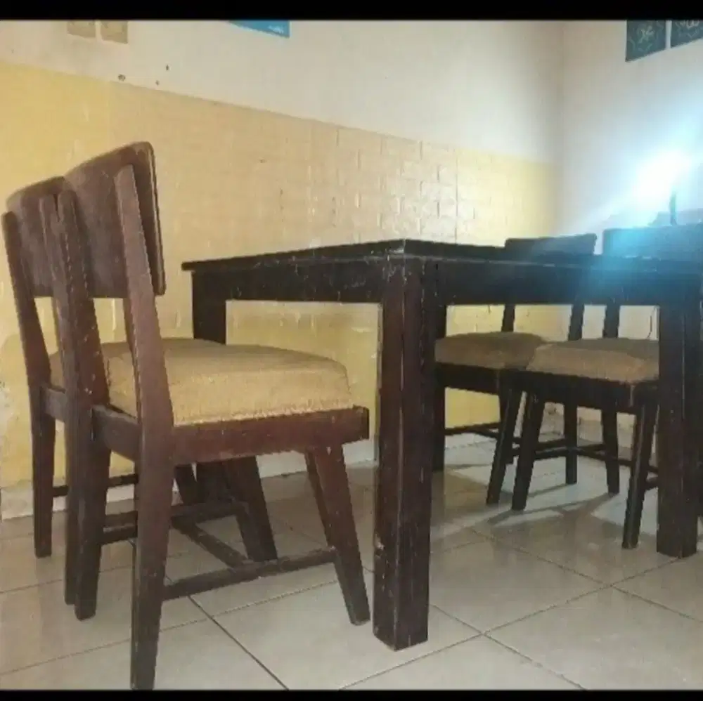 Meja Makan Jati Tua