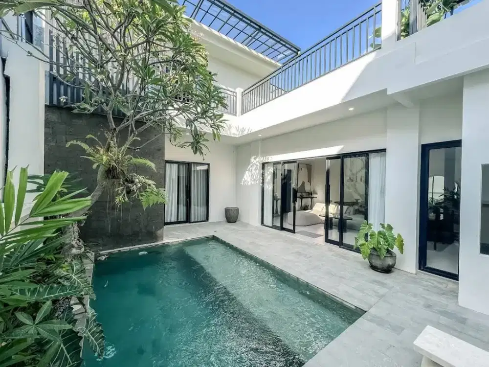 FREEHOLD VILLA SEMINYAK BIDADARI  Lokasi strategis, dekat Sunset Road
